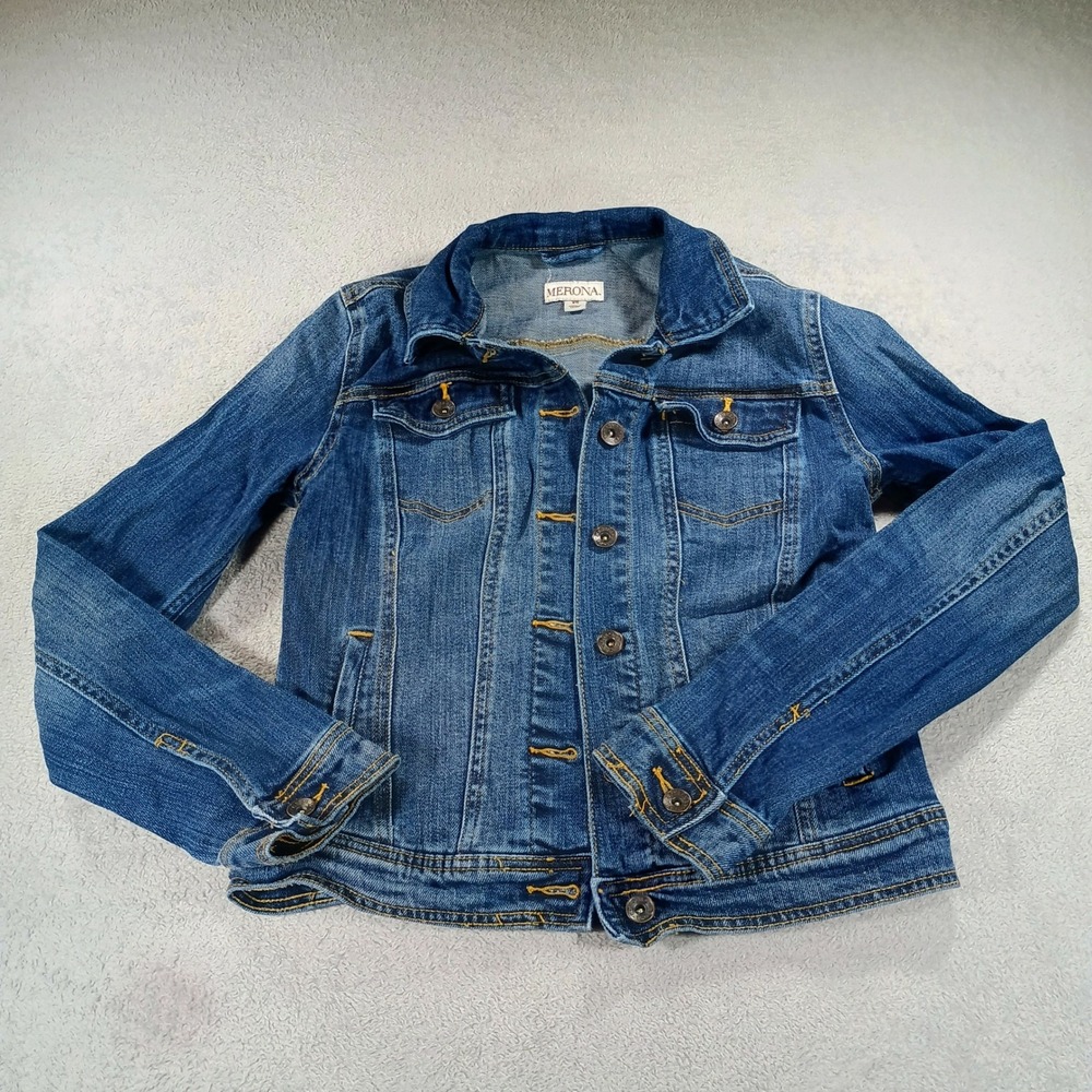 Merona Womens Denim Jacket Medium Wash XS Classic Button Up Trucker